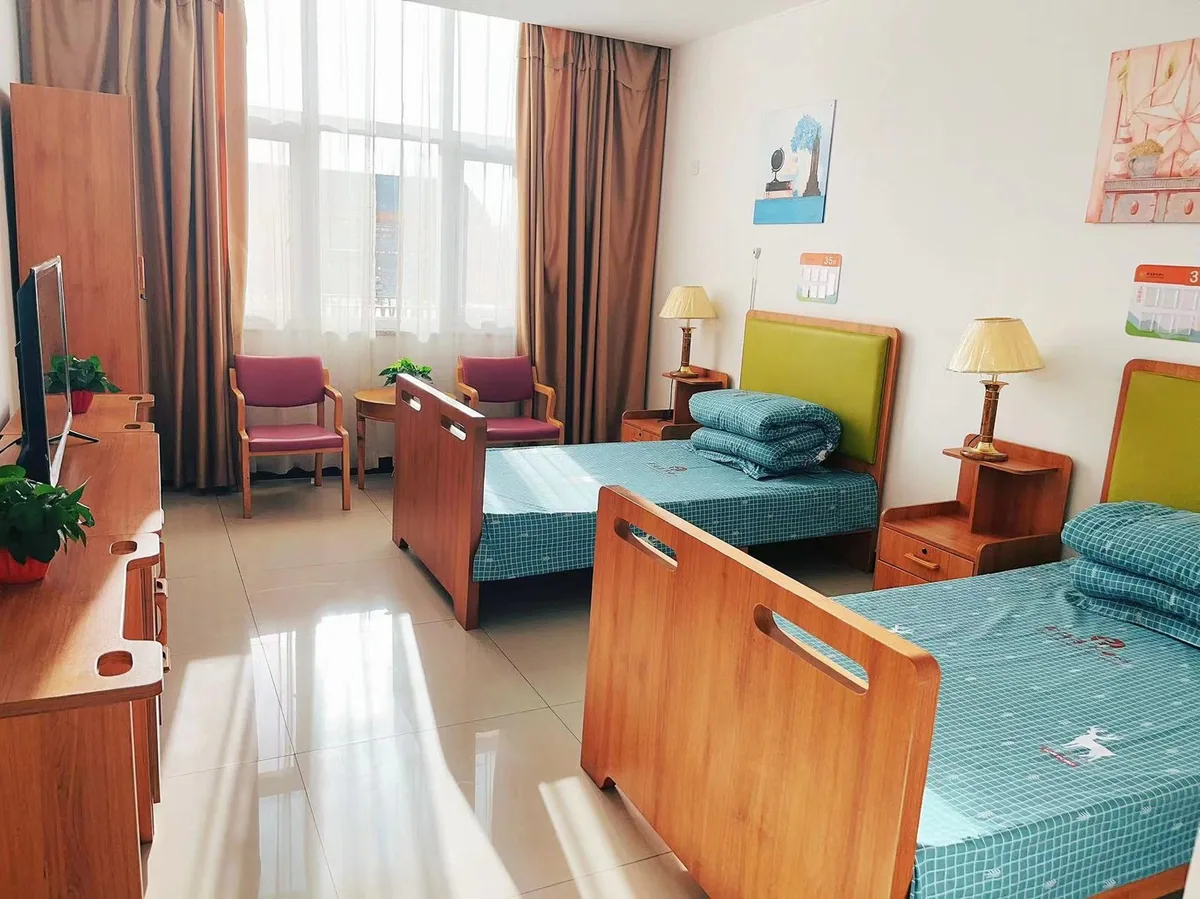 鑫海康养中心居住空间,温馨舒适的老人房间